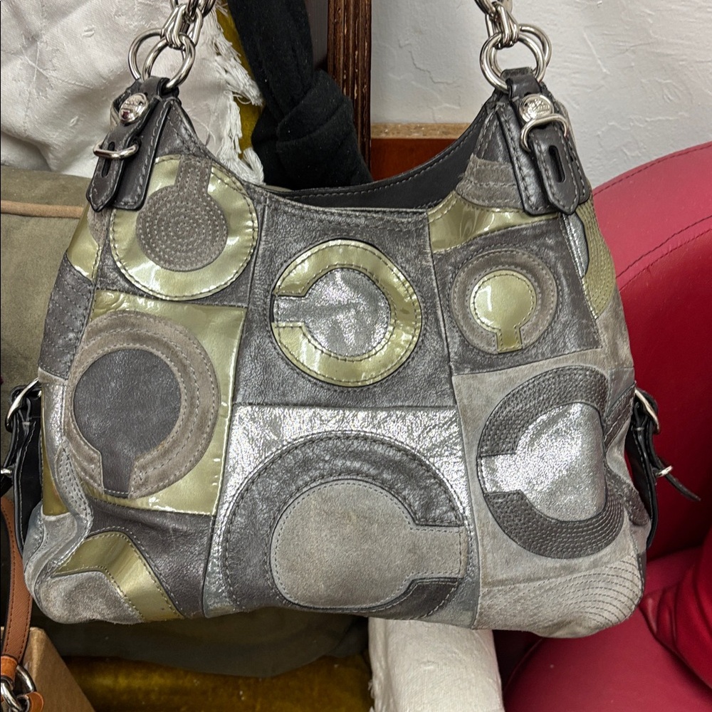 Stylish Women's Patchwork Bag - Black and Gray- minor wears but great condition - Picture 13 of 16